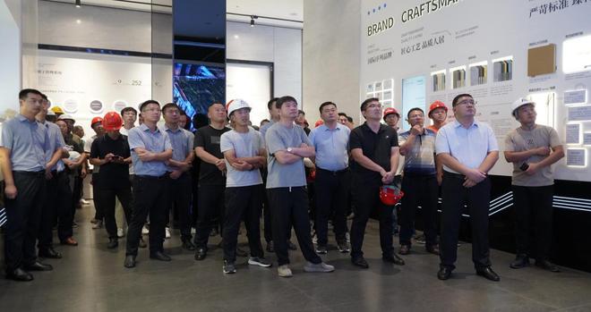 加强质量支撑共建质量强国 ——商丘市示范区住建领域 2024 年“月”活动启动仪式暨现场观摩交流会(图3) 加强质量支撑共建质量强国 ——商丘市示范区住建领域 2024 年“月”活动启动仪式暨现场观摩交流会(图3)